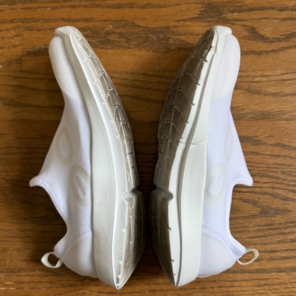 Oofos OOMG Sport Low Shoe White Women's - Picture 11 of 14